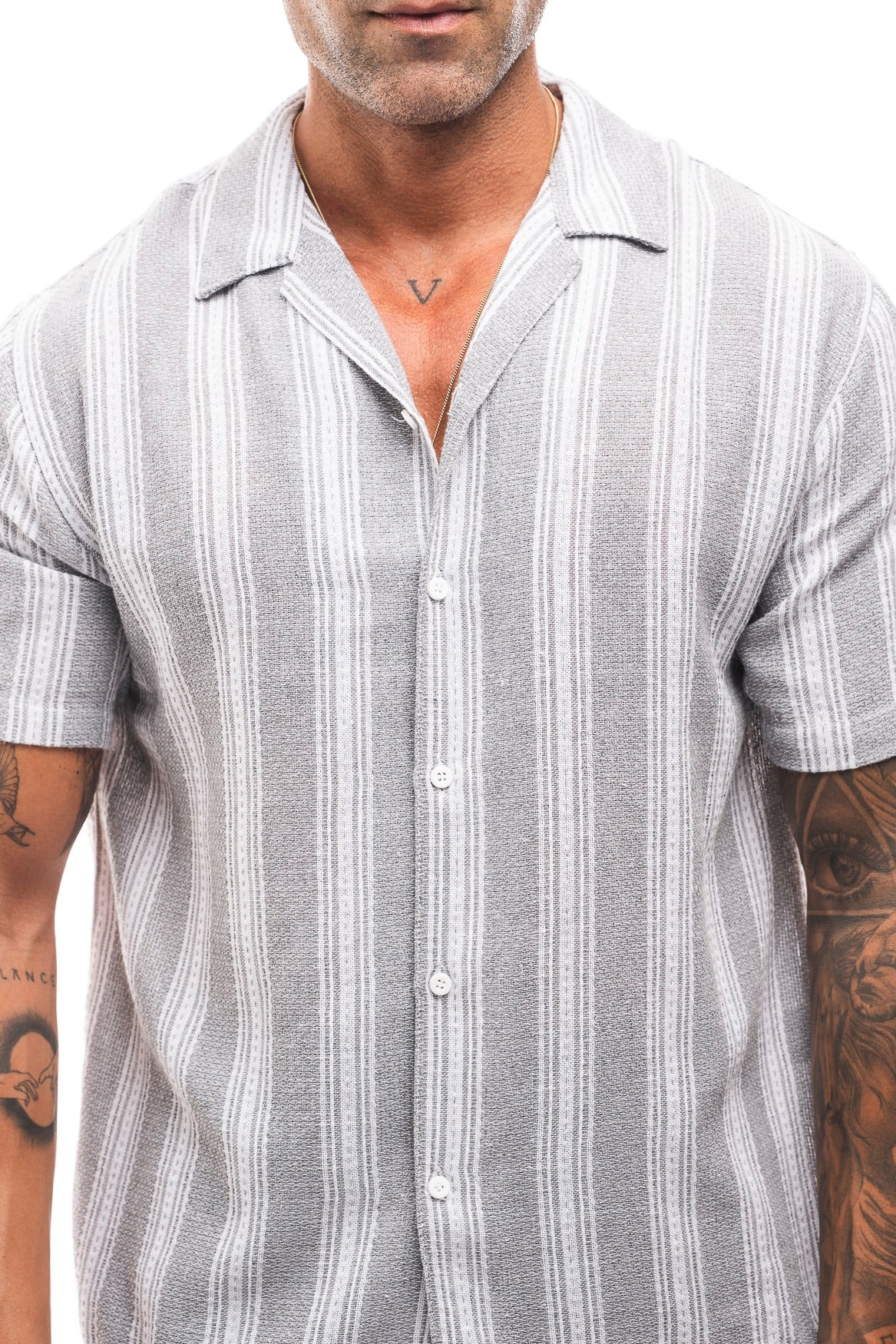 CAMISA RAYAS GRIS