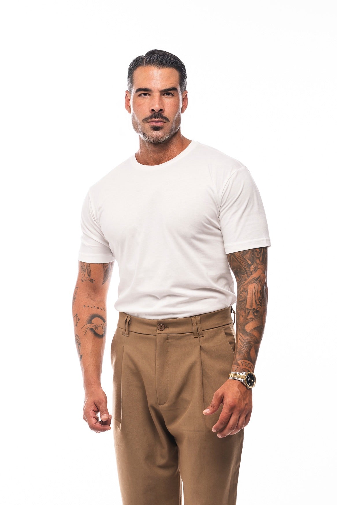 CAMISETA BÁSICA SLIM FIT