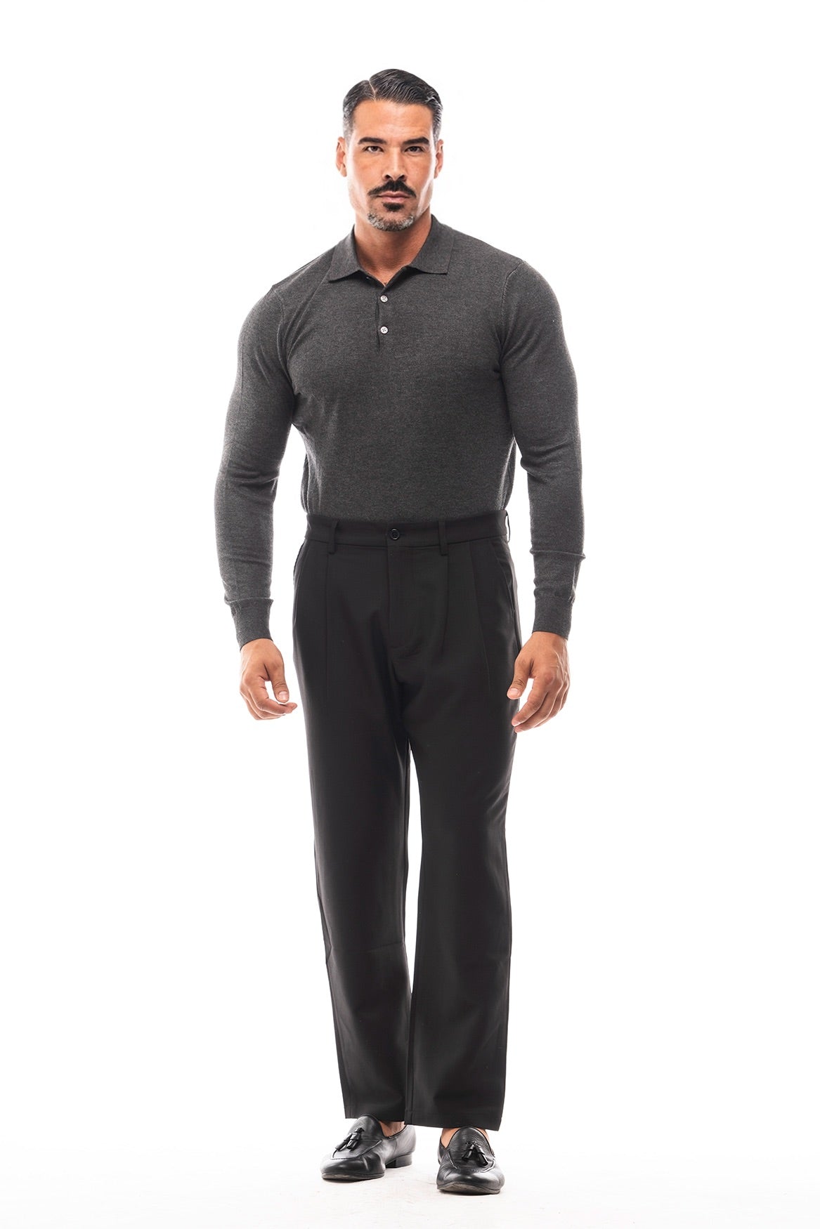 PANTALÓN CHINO PINZAS