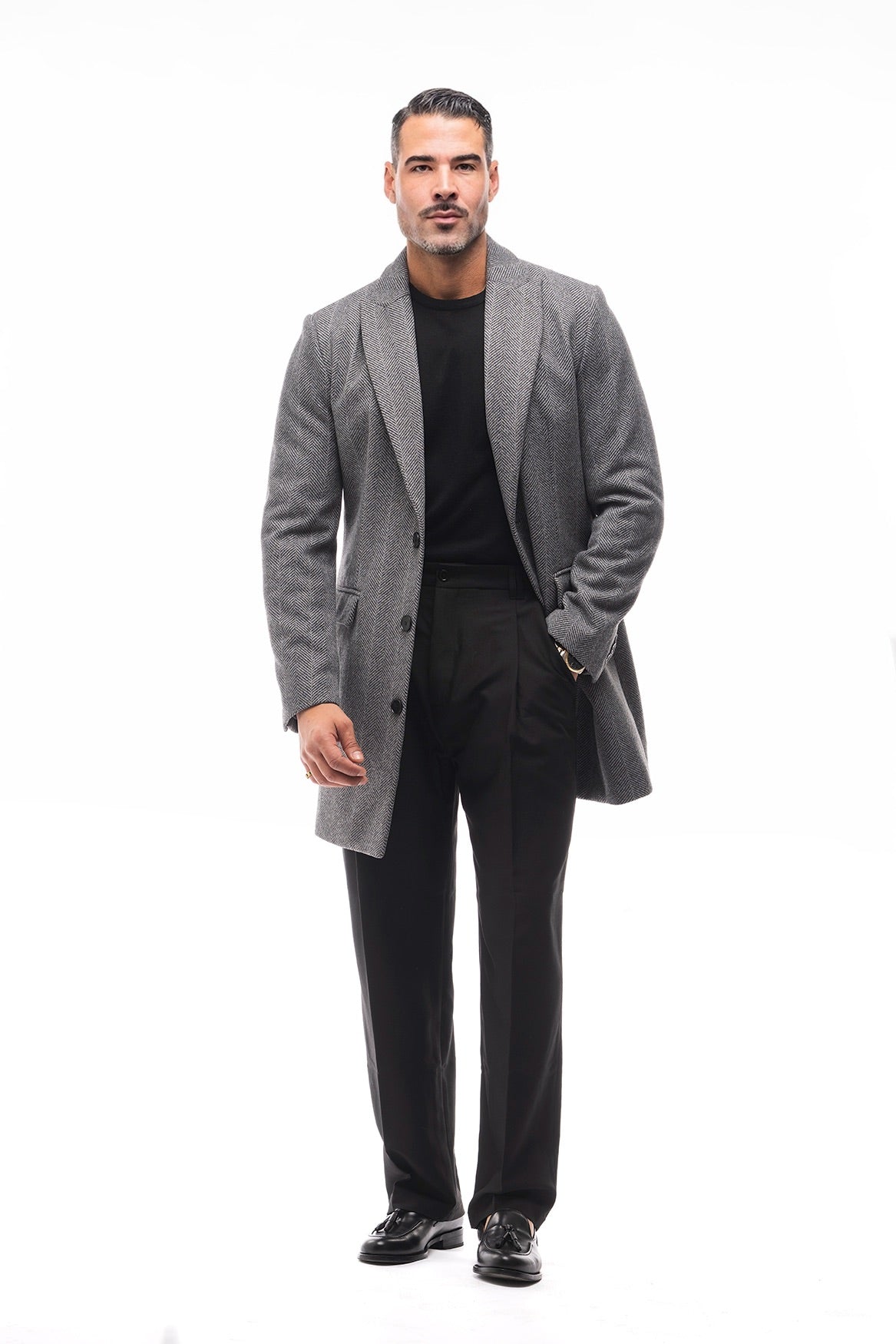 Langer Mantel mit Fischgrätmuster