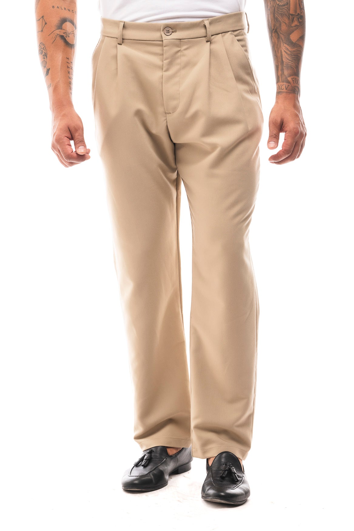 PANTALÓN CHINO PINZAS