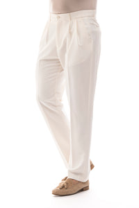PANTALÓN CHINO PINZAS