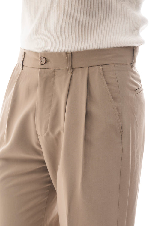 PANTALÓN CHINO PINZAS