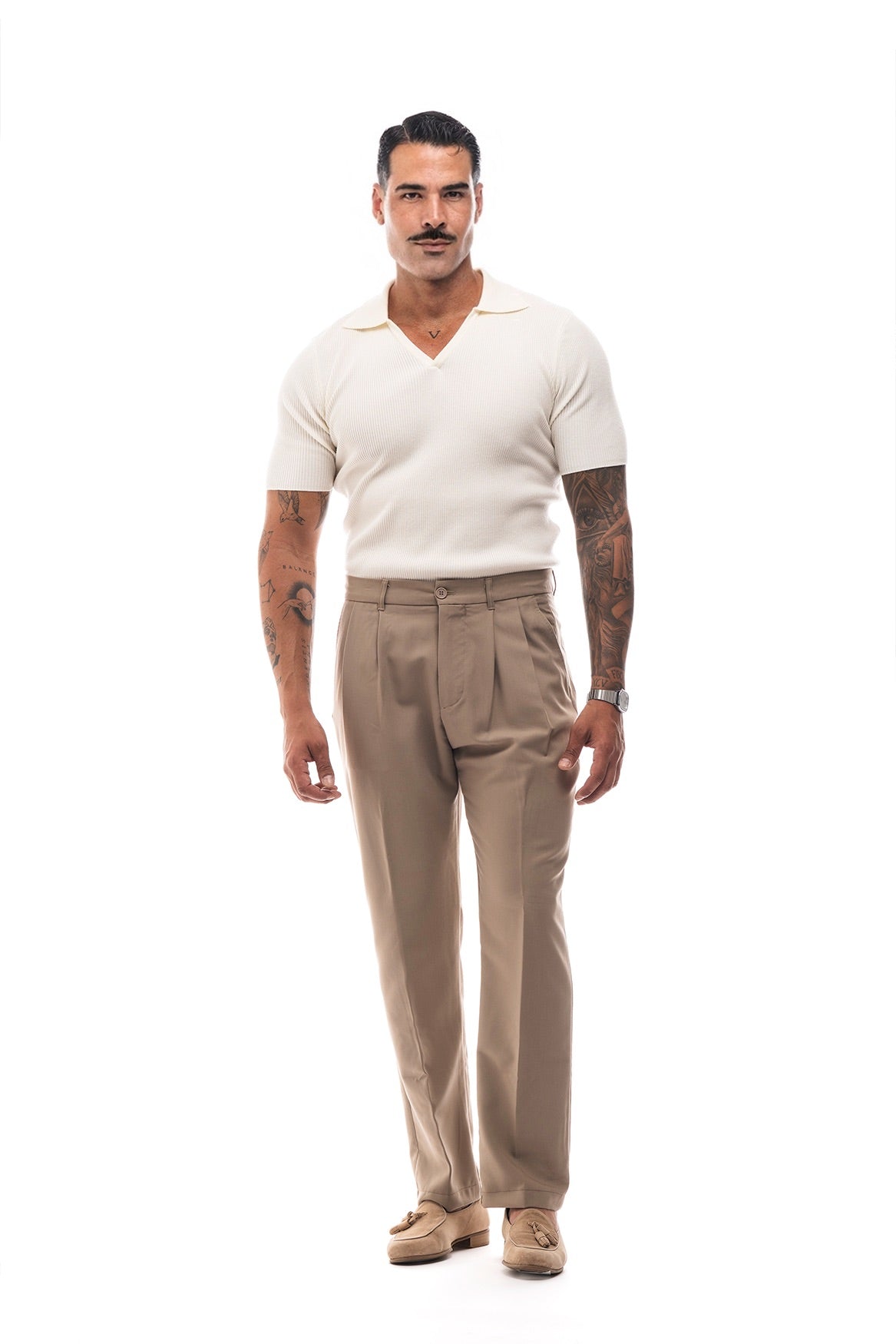 PANTALÓN CHINO PINZAS