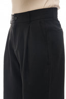 PANTALÓN BERMUDA PINZAS