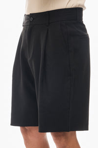 PANTALÓN BERMUDA PINZAS