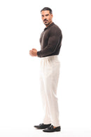 PANTALÓN CHINO PINZAS