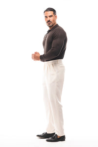 PANTALÓN CHINO PINZAS