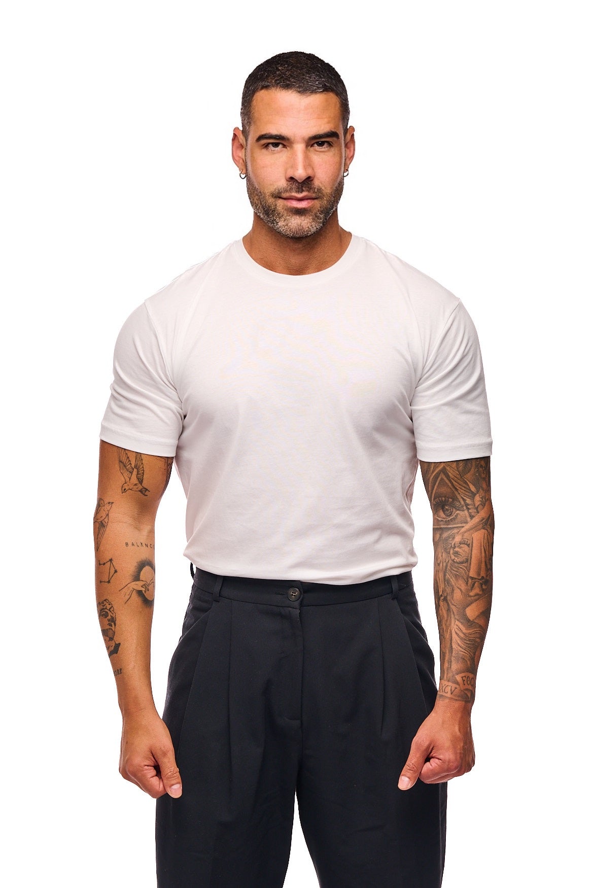 CAMISETA BÁSICA SLIM FIT